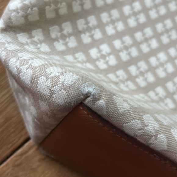 Kate Spade Cream and Brown Shoulder Bag with Leather Trim - Picture 7 of 10